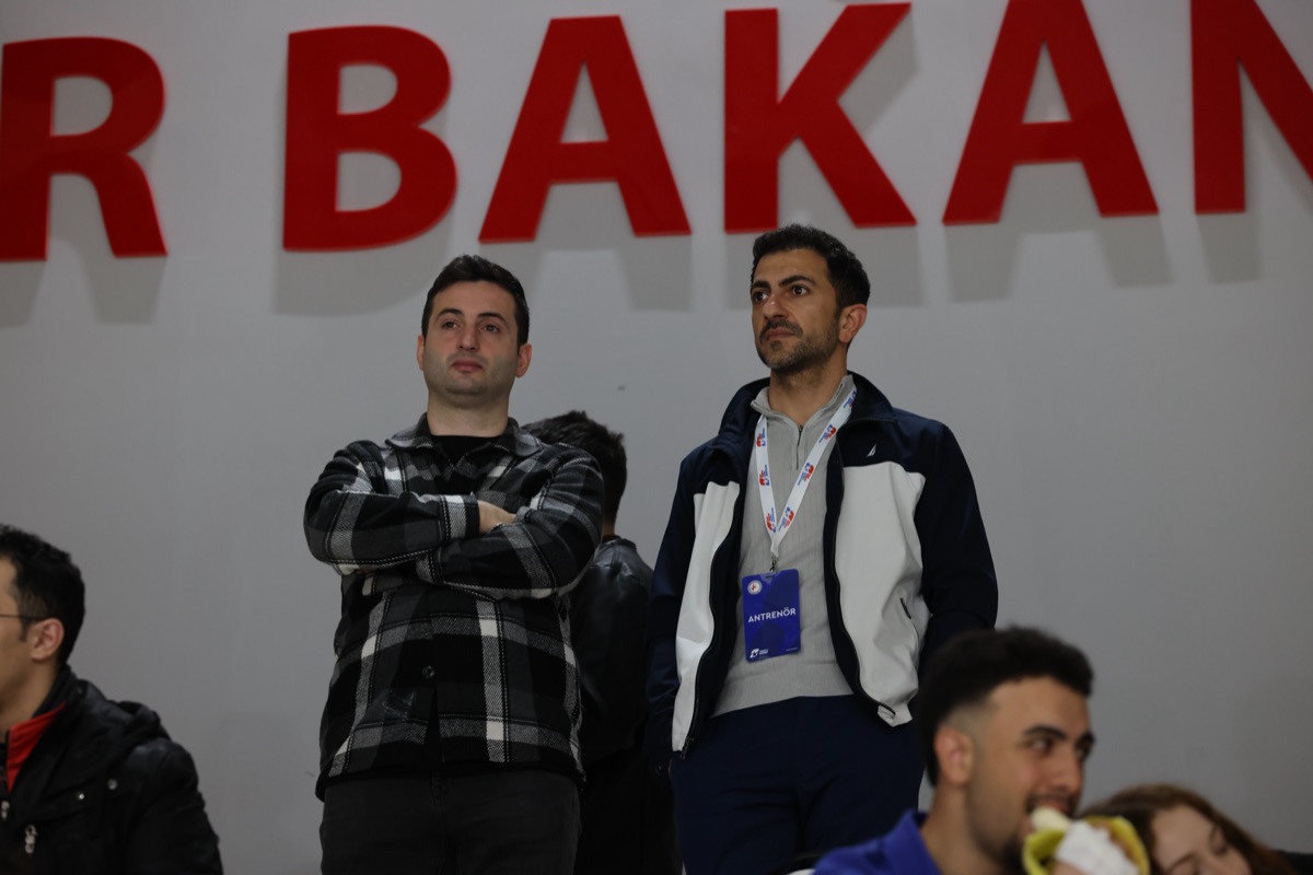 Antrenör Osman Turğut — Mavi Beyaz Spor Kulübü Başiskele
